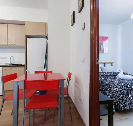 Mercado Anton Martin Apartment Madrid Buitenkant foto