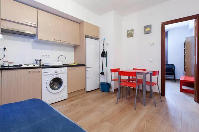 Mercado Anton Martin Apartment Madrid Buitenkant foto